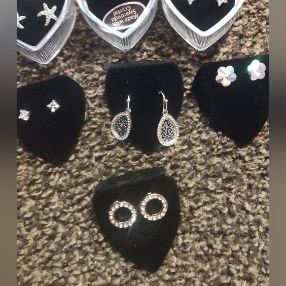 Swarovski Crystal Earrings NEW Winner Choice - Picture 12 of 13